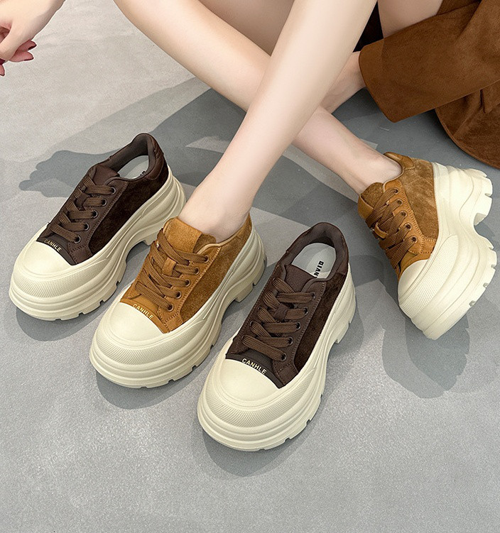 レディースシューズ厚底カジュアルシューズ・軽くて快適W496