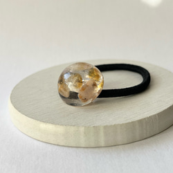 ハニークォーツのヘアゴム / レジン / 天然石 9枚目の画像