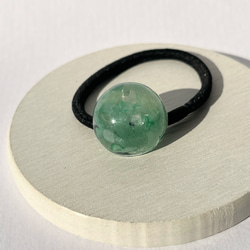 アベンチュリンのヘアゴム / レジン / 天然石 5枚目の画像