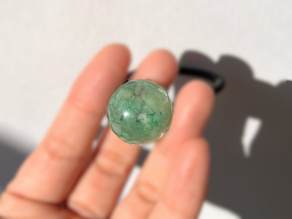 アベンチュリンのヘアゴム / レジン / 天然石 6枚目の画像