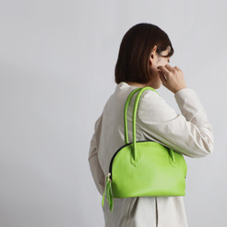 新作　上質シュリンク　PUレザー　ラウンド　トートバッグ　ハンド　鞄　肩掛け　グリーン　P94D 2枚目の画像