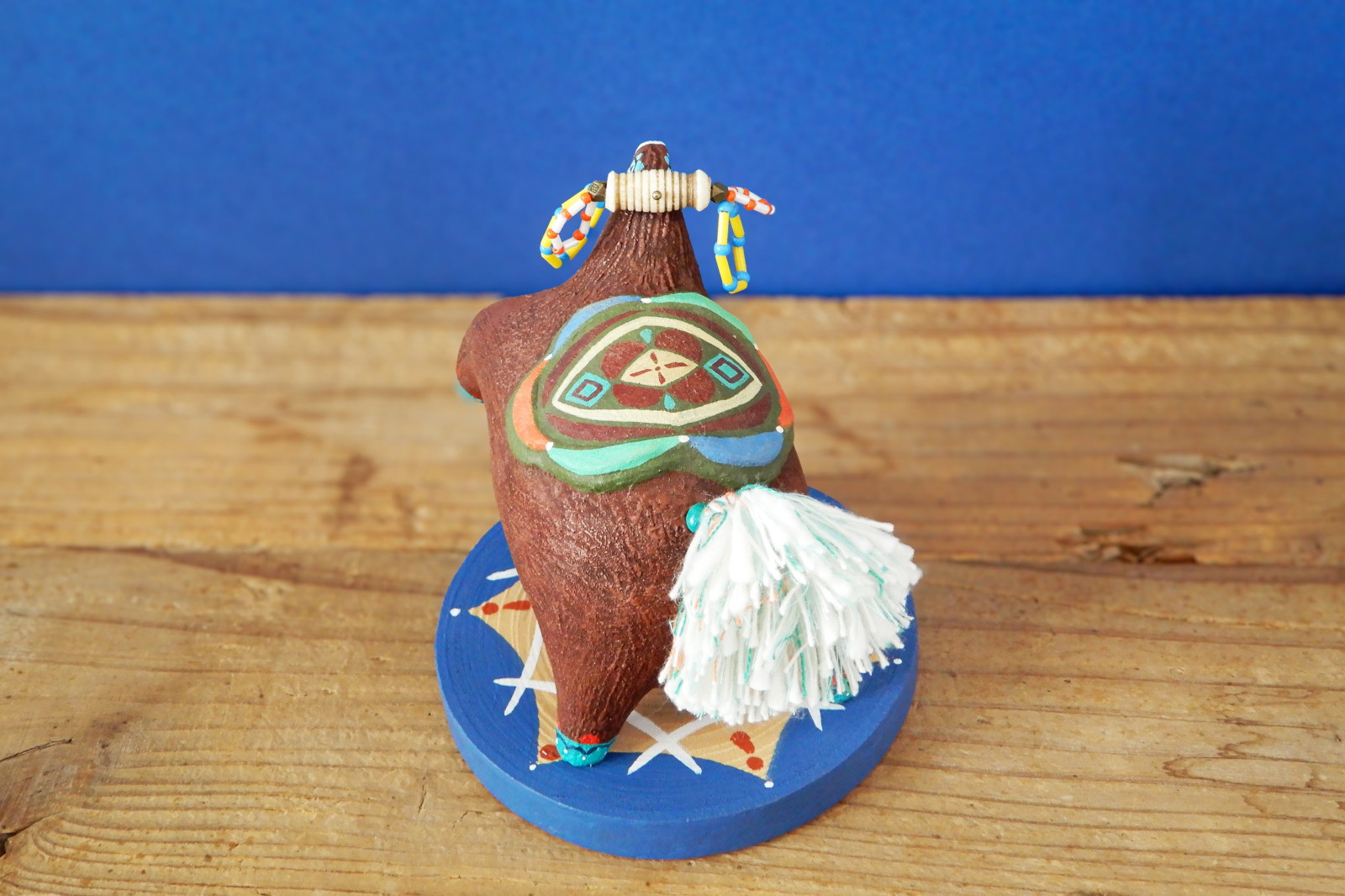 いつかのどこかの馬の人形　おめかしさん