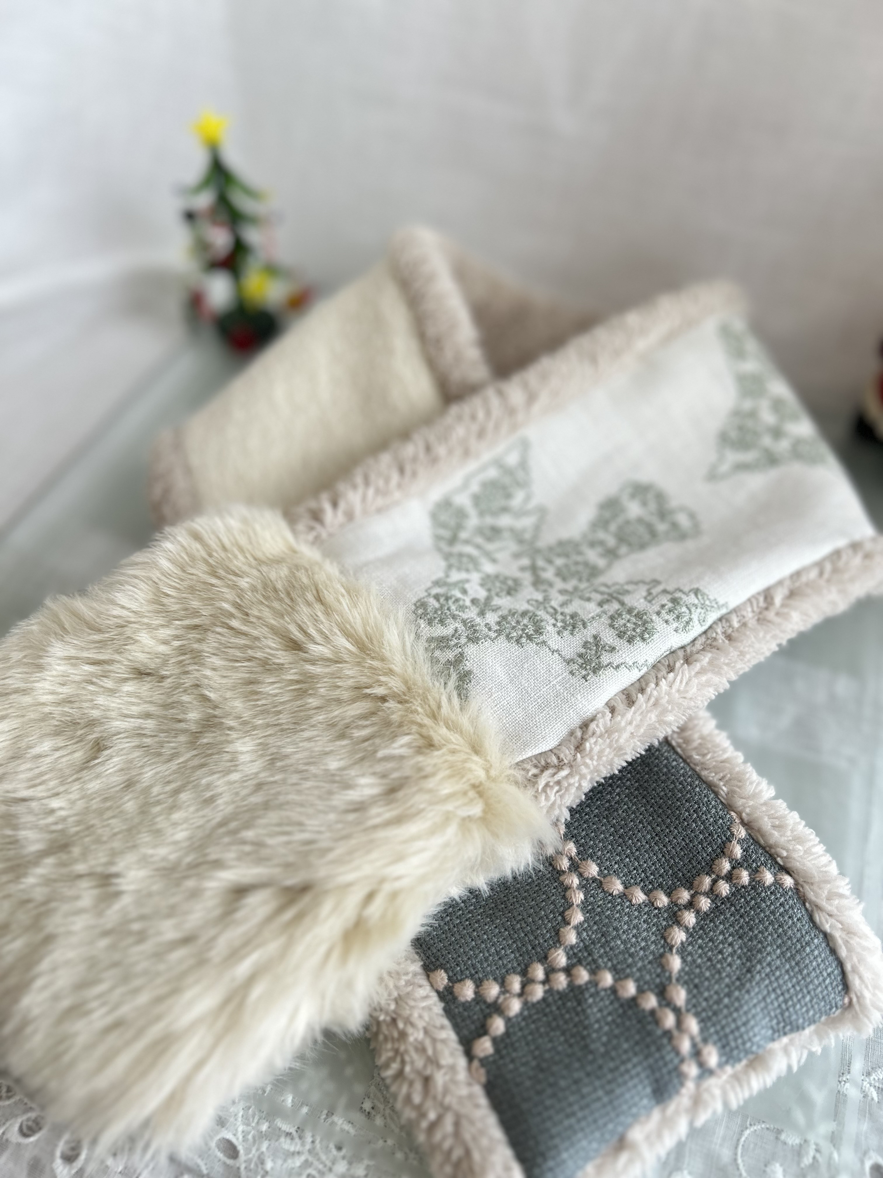 ⭐️ファーリングのプチマフラー⭐️若草色⭐ミナペルホネンファブリック⭐️受注製作 ⭐️ファーリングのプチマフラー⭐️若草色⭐ミナペルホネンファブリック⭐️受注製作