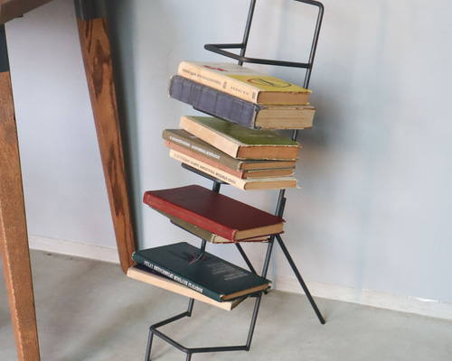 送料無料／[Iron Book Apartment]アイアンブックスタンド 本 ブック