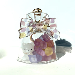 雪灯りのネイルキャット シェイカーキーホルダー　レジン　猫 雪灯りのネイルキャット シェイカーキーホルダー レジン 猫 - miplusao