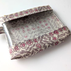 XXS-3　リバティ　ラミ　クリアポーチ　カードサイズ 　スリーピングローズ　♡皆川明氏とのコラボ 4枚目の画像