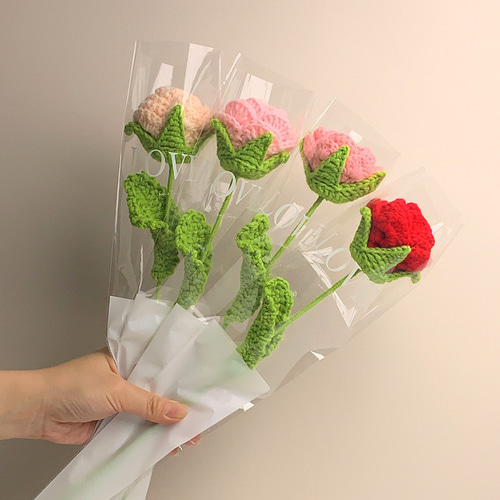 バラ】毛糸 かぎあみ かぎ針編み あみぐるみ 枯れない花 編み物 花束