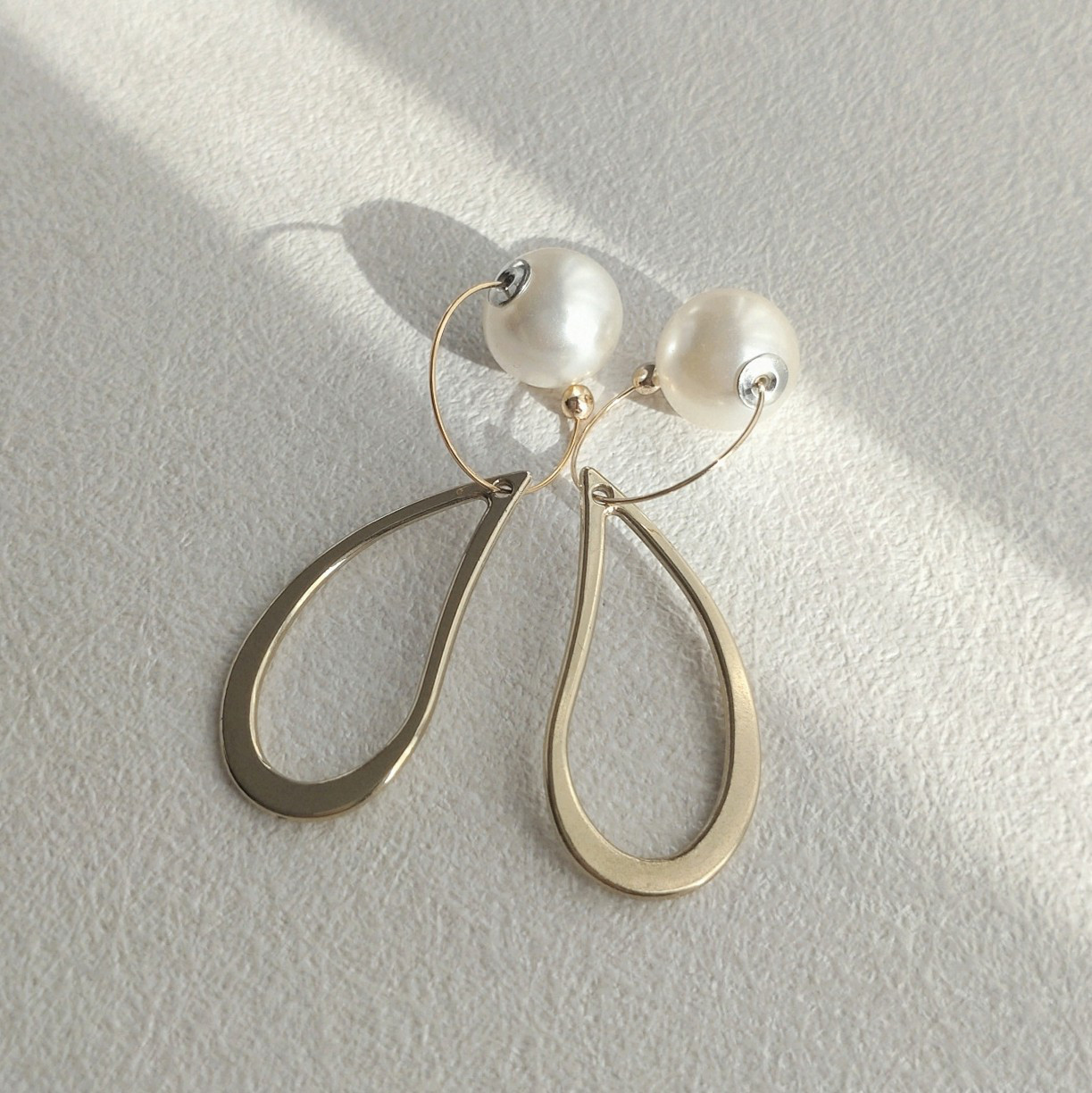 さとう式イヤーカフ（ビューティーカフ）ゴールドしずくモチーフ