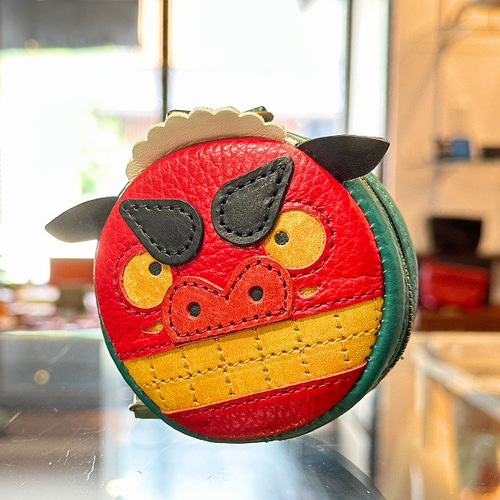 伝統的な獅子舞の置物 ケース付き