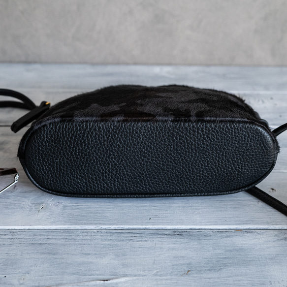 【冬季限量版】高品質真皮毛簡約迷你包，成人款，小巧精緻，極簡優雅【迷彩】 第4張的照片