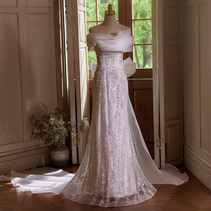 綺麗 白 オフショルダー ウェディングドレス 裾引き 花嫁 結婚式 誕生日 演奏会 二次会 前撮り 披露宴 08856