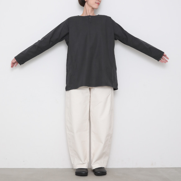 Gender-free tops / charcoal checked pattern 12枚目の画像