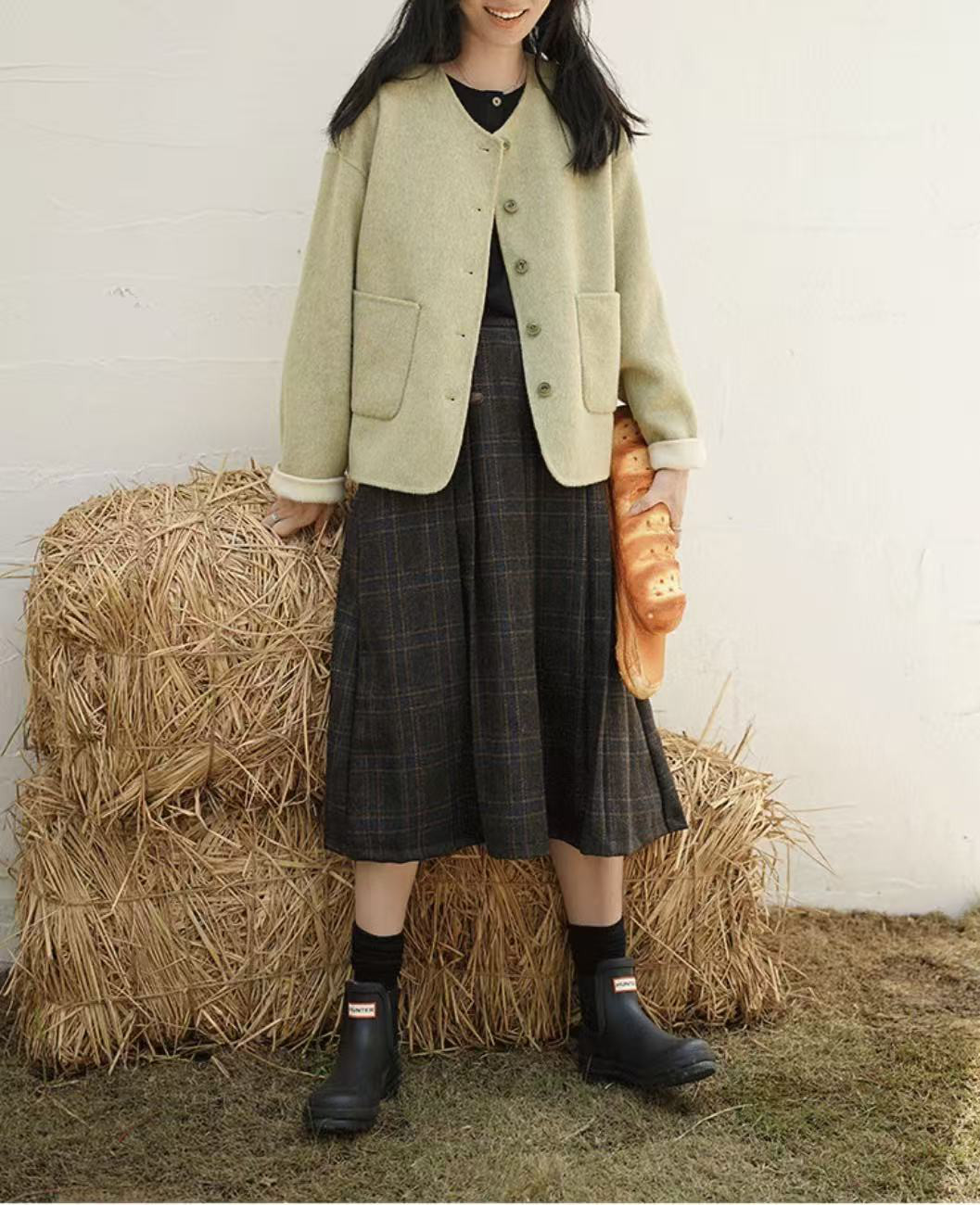 秋向きラウンドネックコート　ウール100%コート　レトロ感溢れ