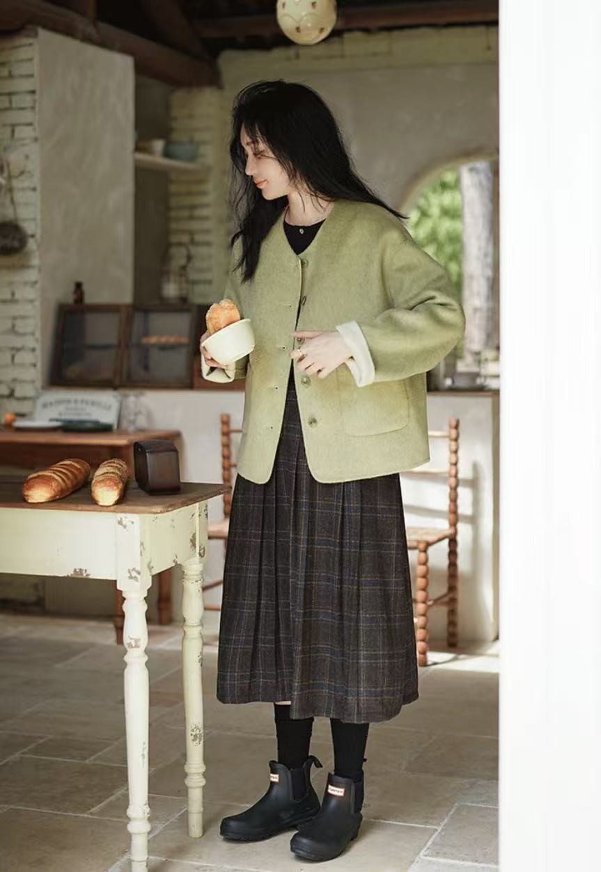 秋向きラウンドネックコート　ウール100%コート　レトロ感溢れ