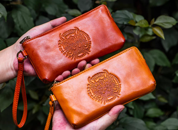 ハンドメイドレザーの長財布、クラッチバッグ、オーガナイザー、小銭入れ財布