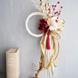 アートフラワーウォール《ゴールド煌めく赤と白の静寂》ドライフラワー | しめ縄 3枚目の画像