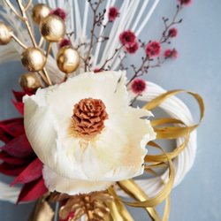 アートフラワーウォール《ゴールド煌めく赤と白の静寂》ドライフラワー | しめ縄 9枚目の画像