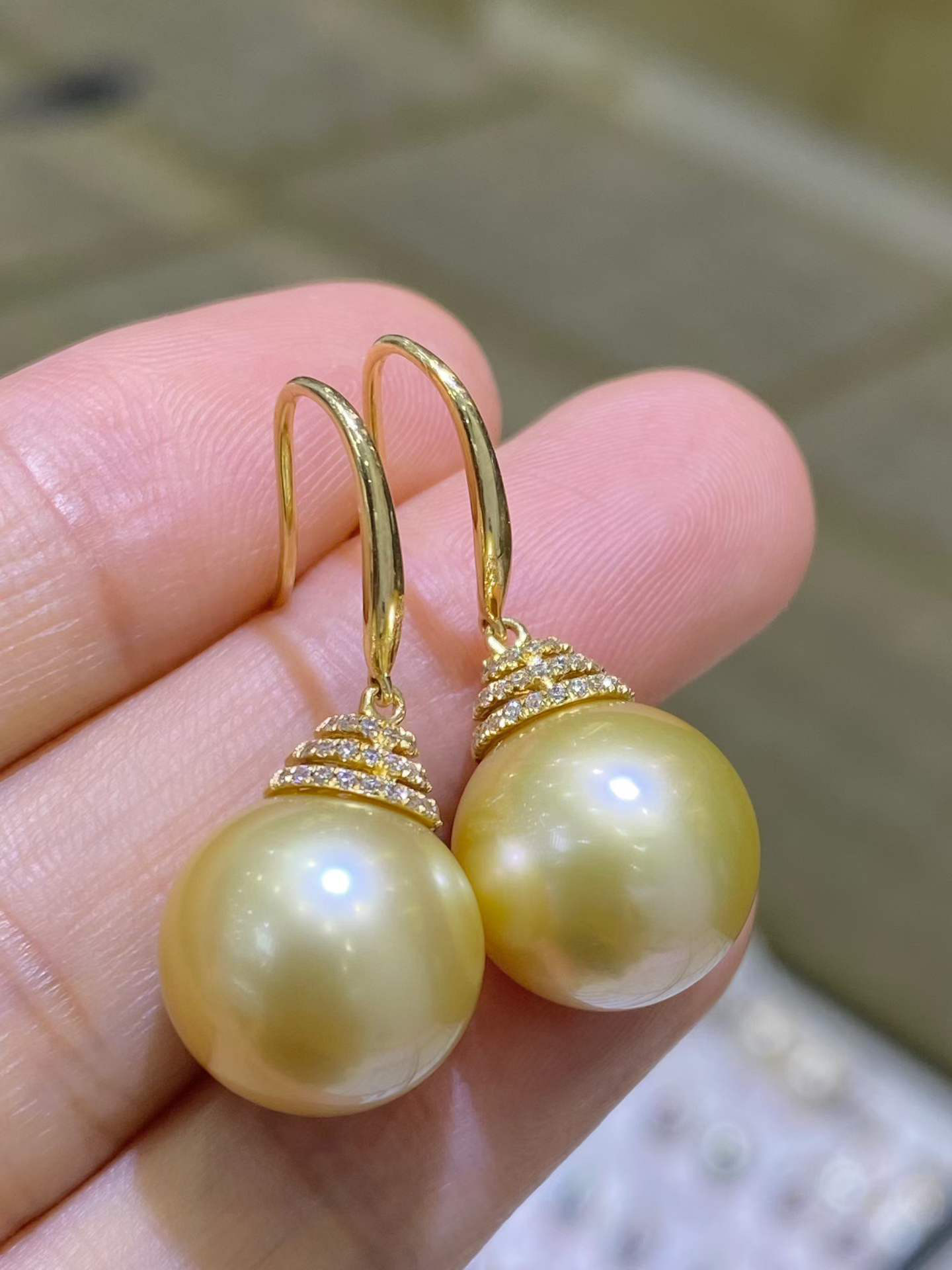 【高級】南洋真珠　フックピアスk18　3001