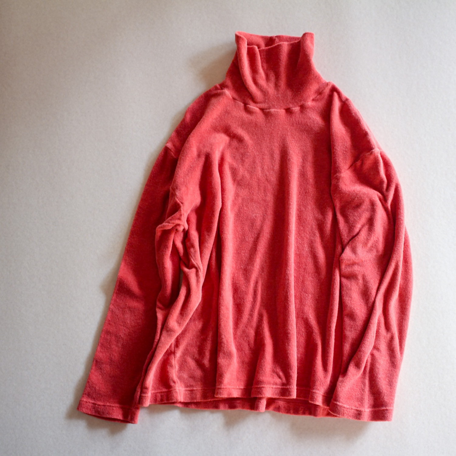 soi pile turtle/ 紅梅色