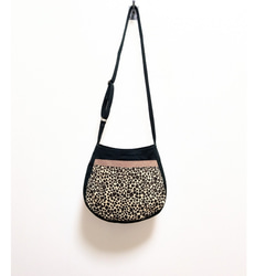 【黒ヒョウ柄】11号帆布 Sサイズのショルダー　　 両側外ポケット肩ひも調節サコッシュ 1枚目の画像