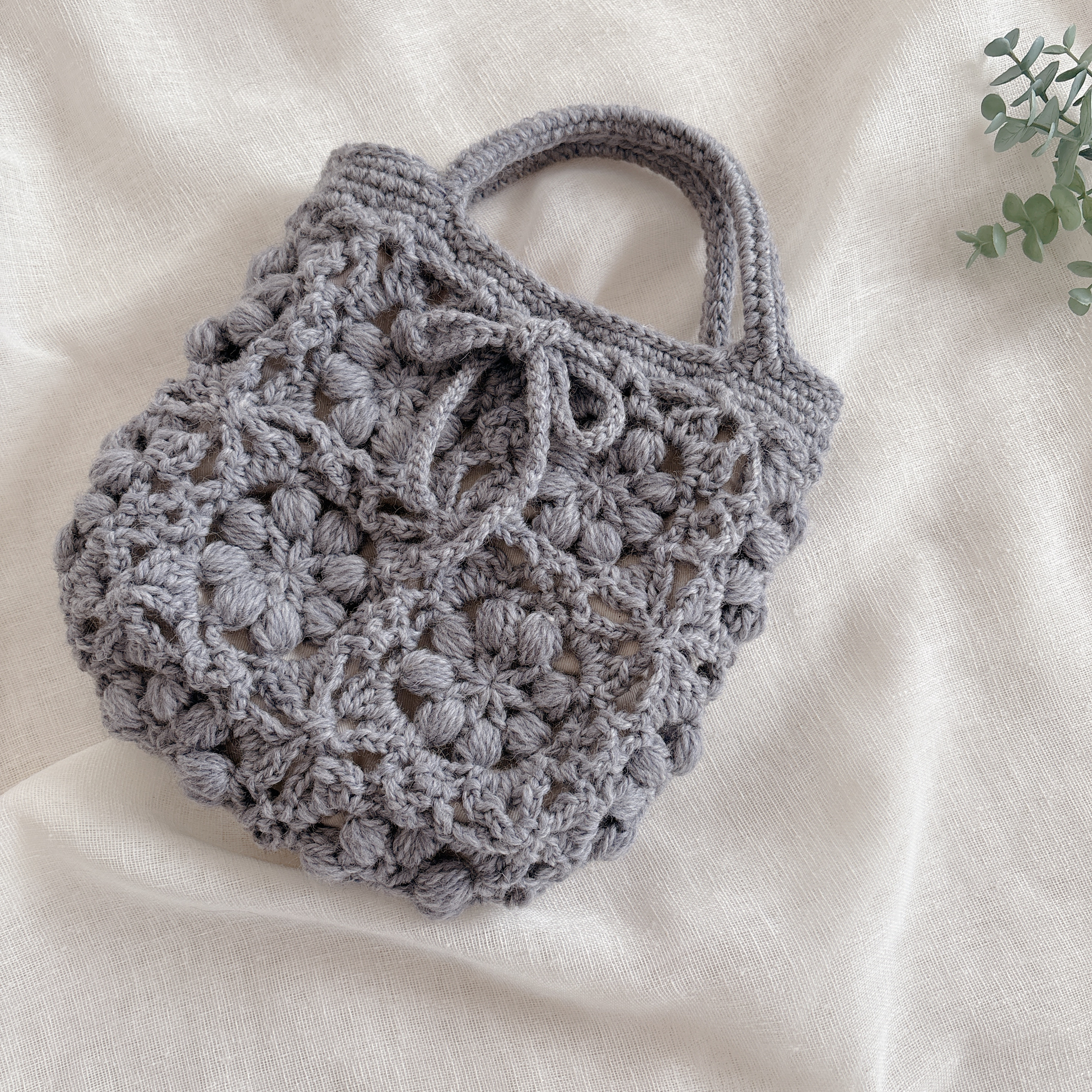 ぷっくり花のほっこりバッグ　グレー