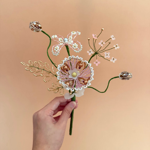 ビーズフラワー ブーケ（ピンク／ホワイト／ゴールド） アートフラワー