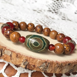 ラブラドライト 九尾の狐 貫通穴2ヵ所アリ 天然石 ポイント 原石 握り