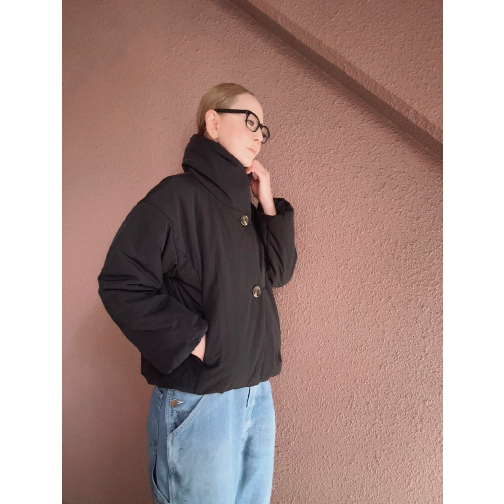 2色有❤️長さ選べる❤️超軽量＆超あったか❤️もこもこ優秀アウター❤️中綿入り❤️襟は2way❤️BLACK＆IVORY