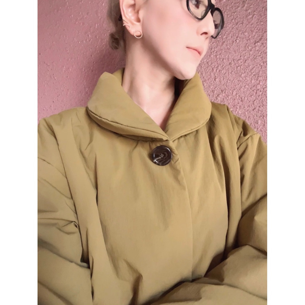 2色有❤️長さ選べる❤️超軽量＆超あったか❤️もこもこ優秀アウター❤️中綿入り❤️襟は2way❤️BLACK＆IVORY