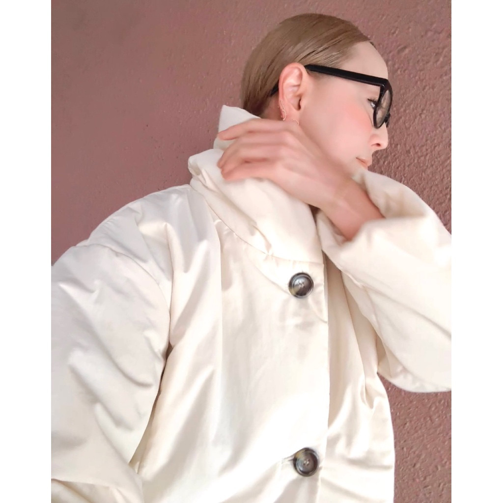 2色有❤️長さ選べる❤️超軽量＆超あったか❤️もこもこ優秀アウター❤️中綿入り❤️襟は2way❤️BLACK＆IVORY