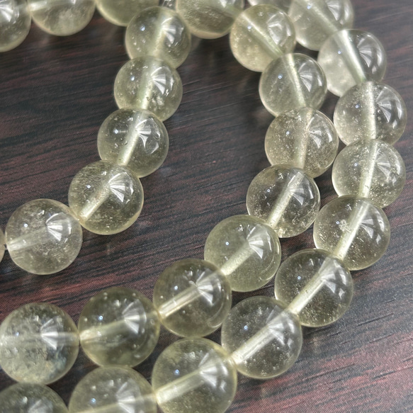 1個売　8mm/9mm/11ｍｍ　良質　リビアングラス　透明感／高発色　しゅわしゅわ　ゴールデンテクタイト【大きさ選択】 7枚目の画像