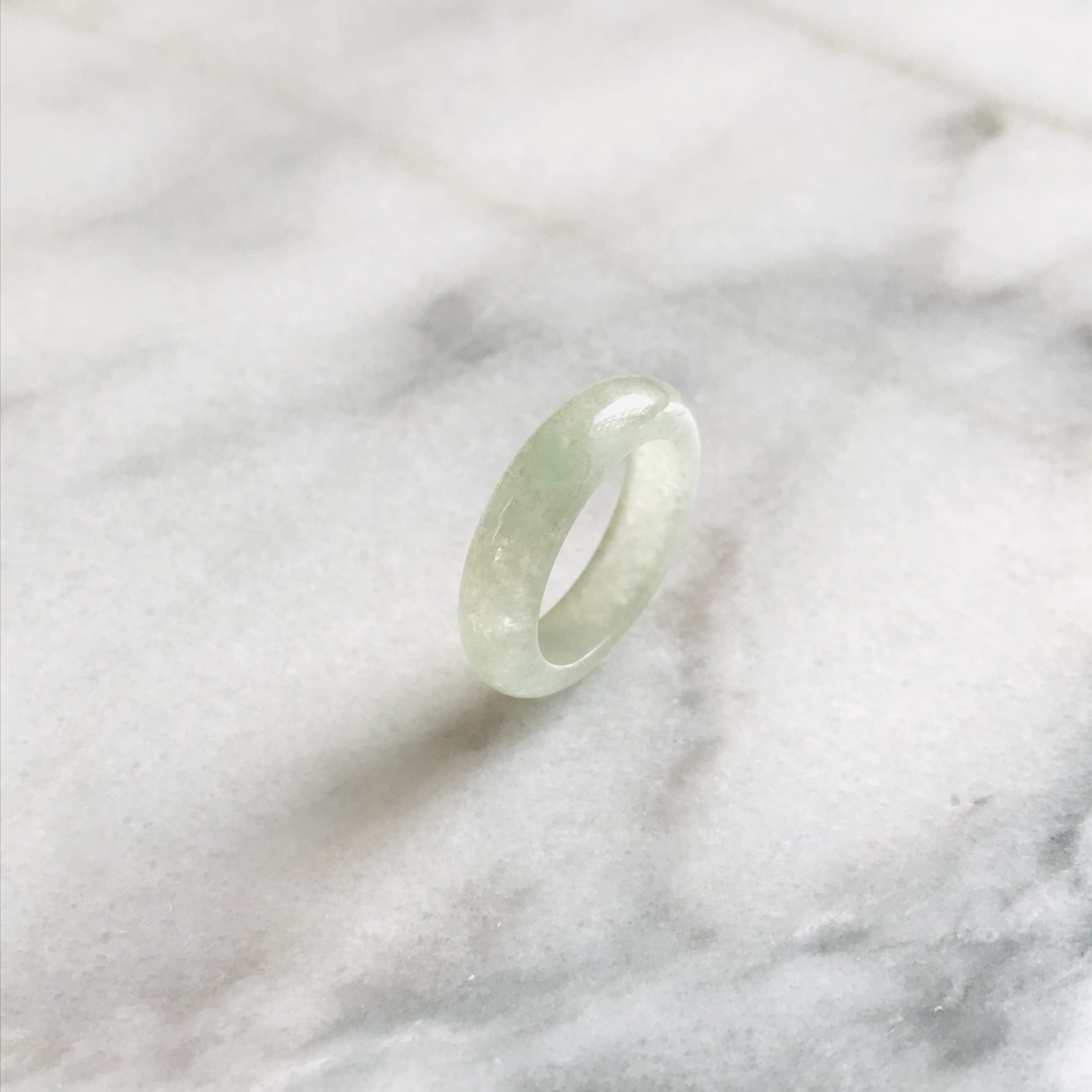 [R159-0029］ ジェイド　JADE ヒスイ　本翡翠　くりぬき　リング　天然石　ミャンマー産　16号　指輪