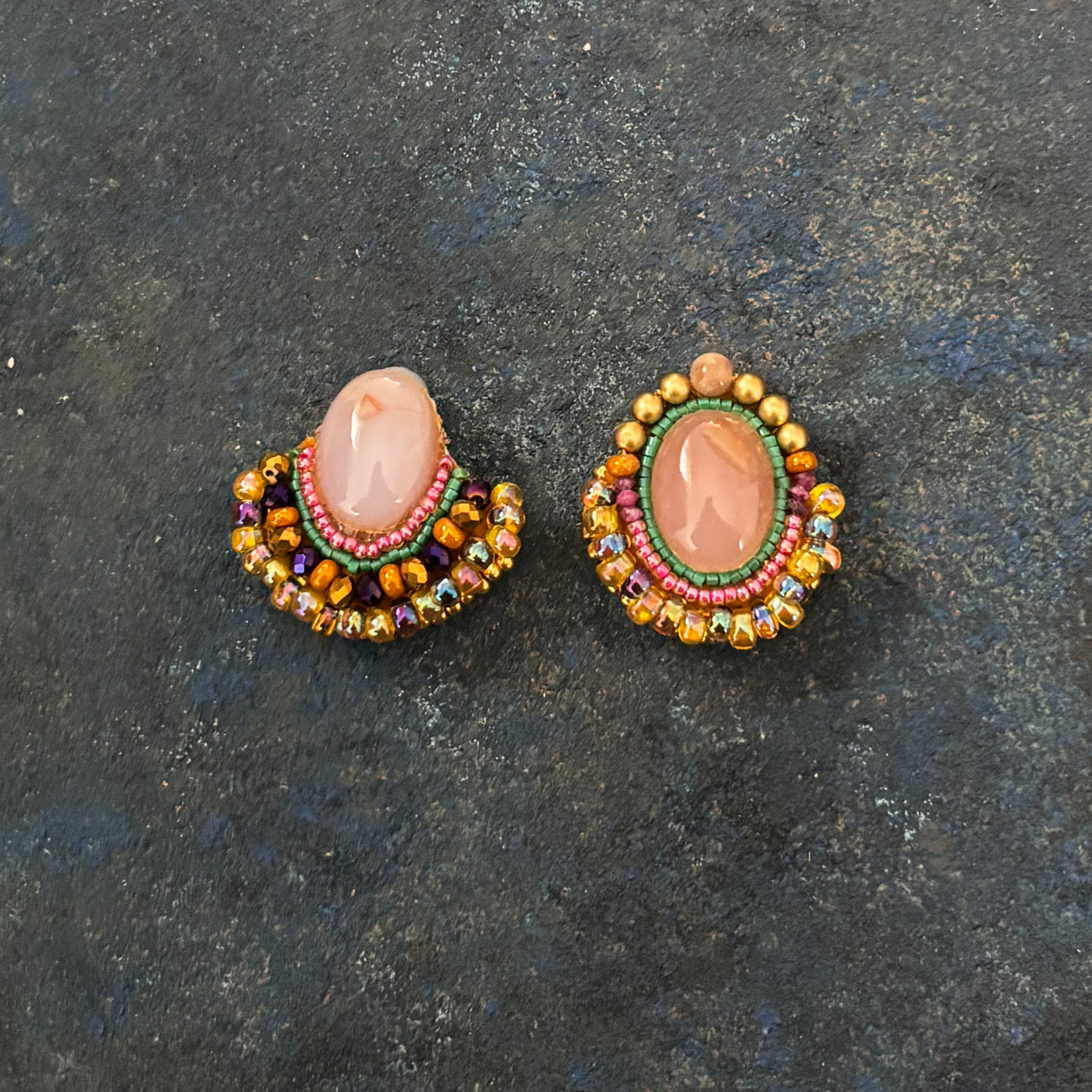 《hina》ホワイトカルセドニー