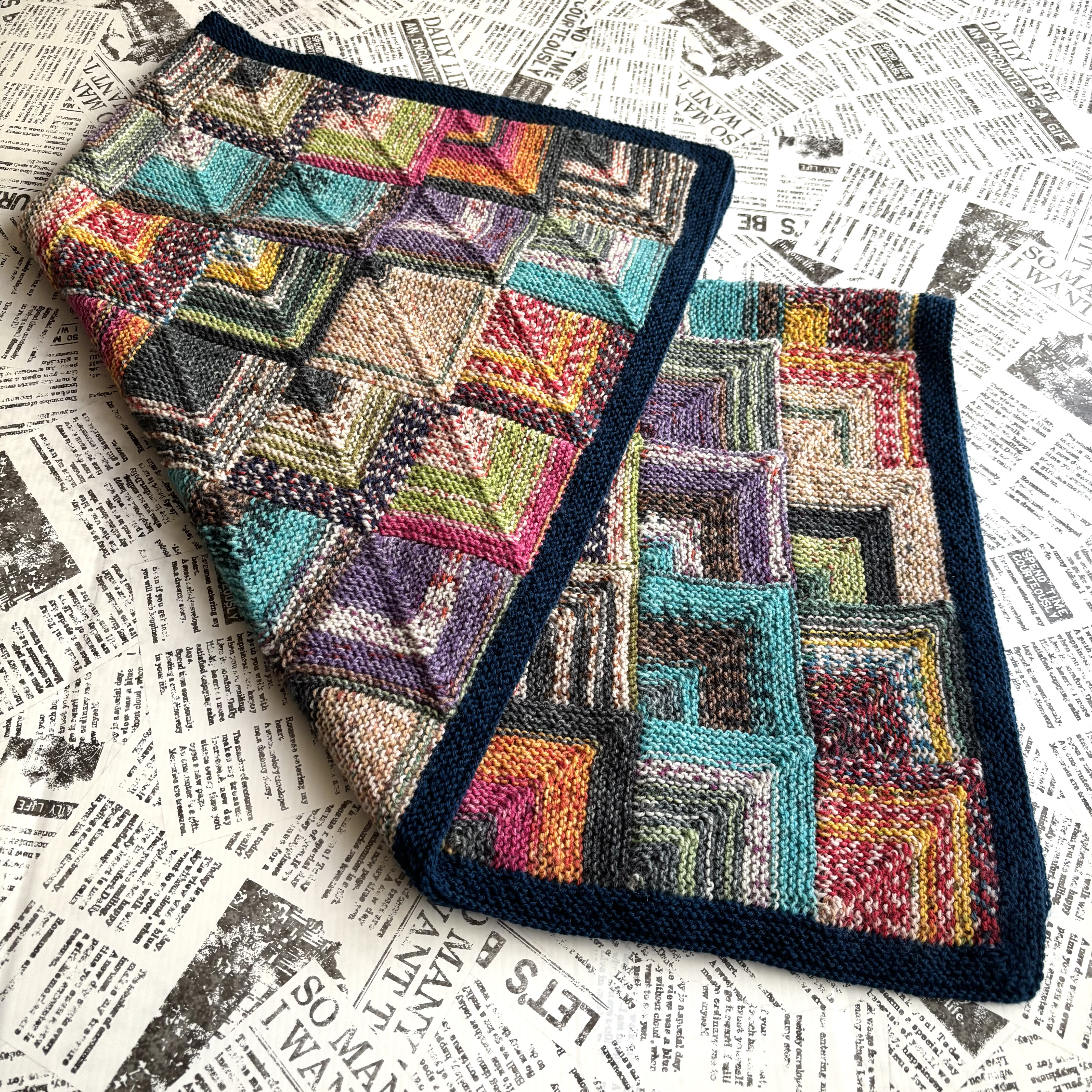 ドミノ編みのブランケット ひざ掛け　おくるみ 手編み　OPAL