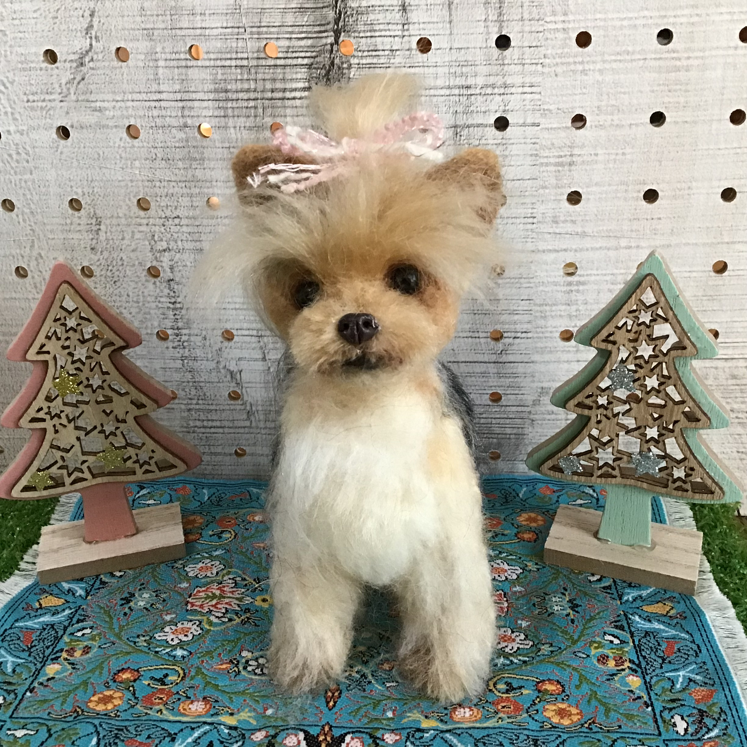 ヨークシャーテリア（お座りポーズ）