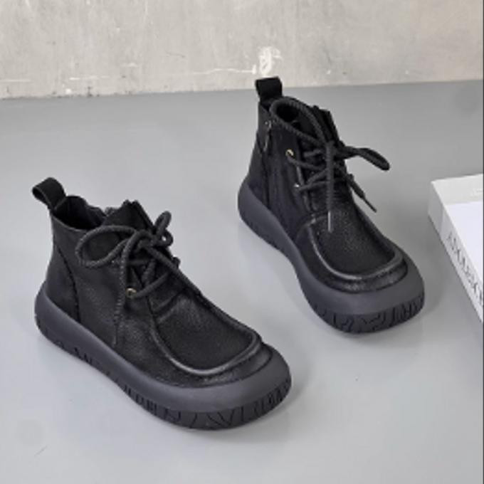 レトロショートブーツ女性2025秋冬新作牛革ハンドメイドオリジナル文芸ソフトボトム女性用ハイカットブーツ