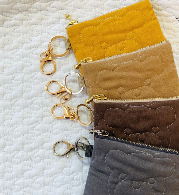 kumasan コインケース　H9W12.5 くまキルト　小銭入れ　小物入れ　ミニポーチ　可愛い　キーホルダー 2枚目の画像