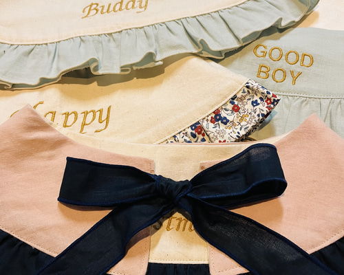 大型犬用　⭐︎フリルスタイ⭐︎リバーシブル 30551fcbcb462df344b4f07b45bbe8