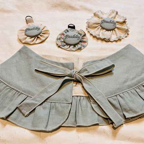 大型犬用 フリフリ フリルスタイ ペット服・アクセサリー ⭐︎buddy