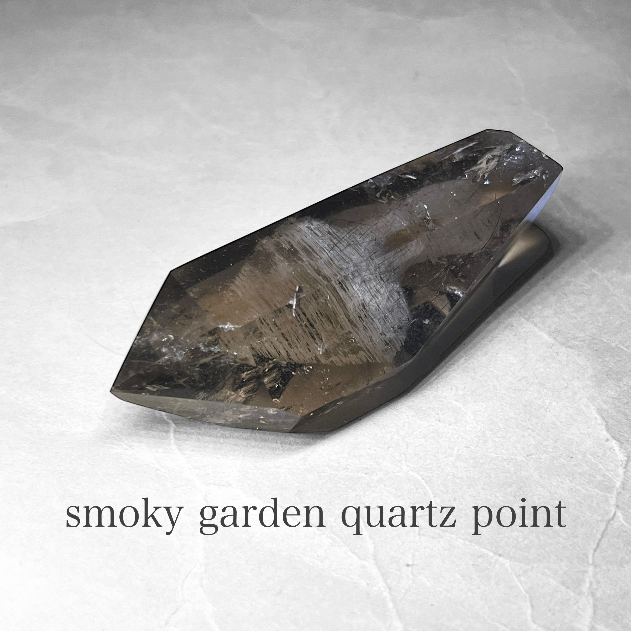smoky garden quartz point / スモーキーガーデンクォーツポイント A ( レインボーあり )