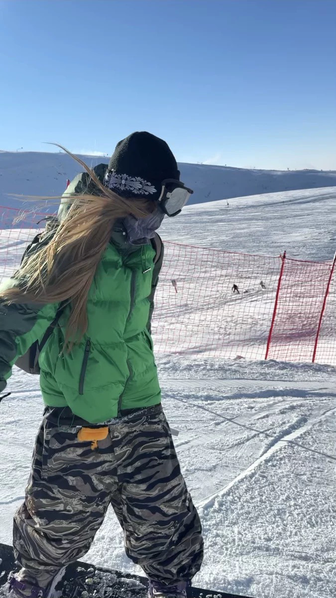 25-26 スノーボードウェア ピンク 緑 迷彩パンツ メンズ レディース ダウンジャケット パンツ SK002