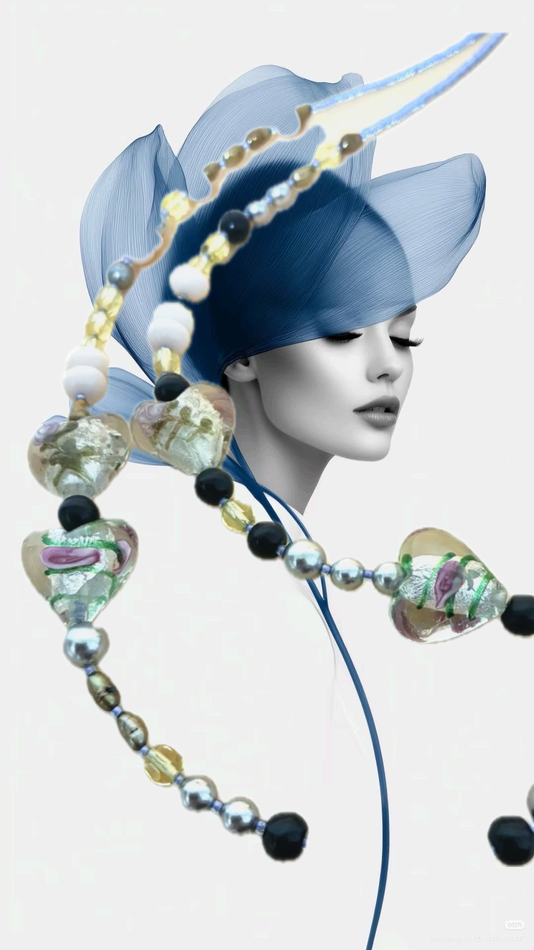 不思議なハートビーズネックレス