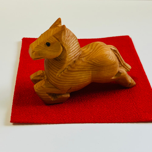 お正月飾り 干支 千里馬 小さなサイズ 2026 その他置物 木彫り nao