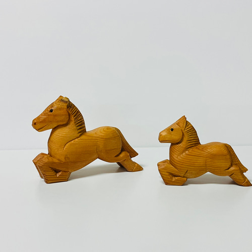 お正月飾り 干支 千里馬 小さなサイズ 2026 その他置物 木彫り nao