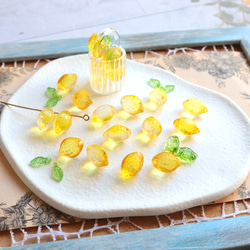 新色★爽やかレモンのガラスビーズ　チャーム　ハニーイエロー 7枚目の画像