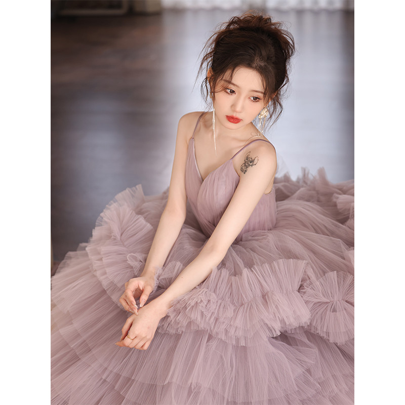 綺麗 紫 ふわふわ ウェディングドレス 裾引き プリンセス 花嫁 成人式 演奏会 二次会 前撮り 披露宴 08833