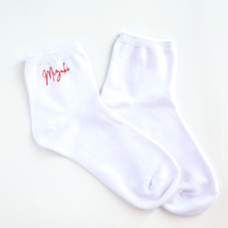 【2025新作】ミニ丈レディース 名入れ刺繍ソックス【ホワイト】靴下 母の日 記念日 誕生日 クリスマス 2枚目の画像