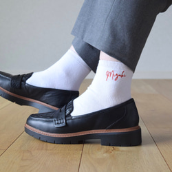 【2025新作】ミニ丈レディース 名入れ刺繍ソックス【ホワイト】靴下 母の日 記念日 誕生日 クリスマス 3枚目の画像