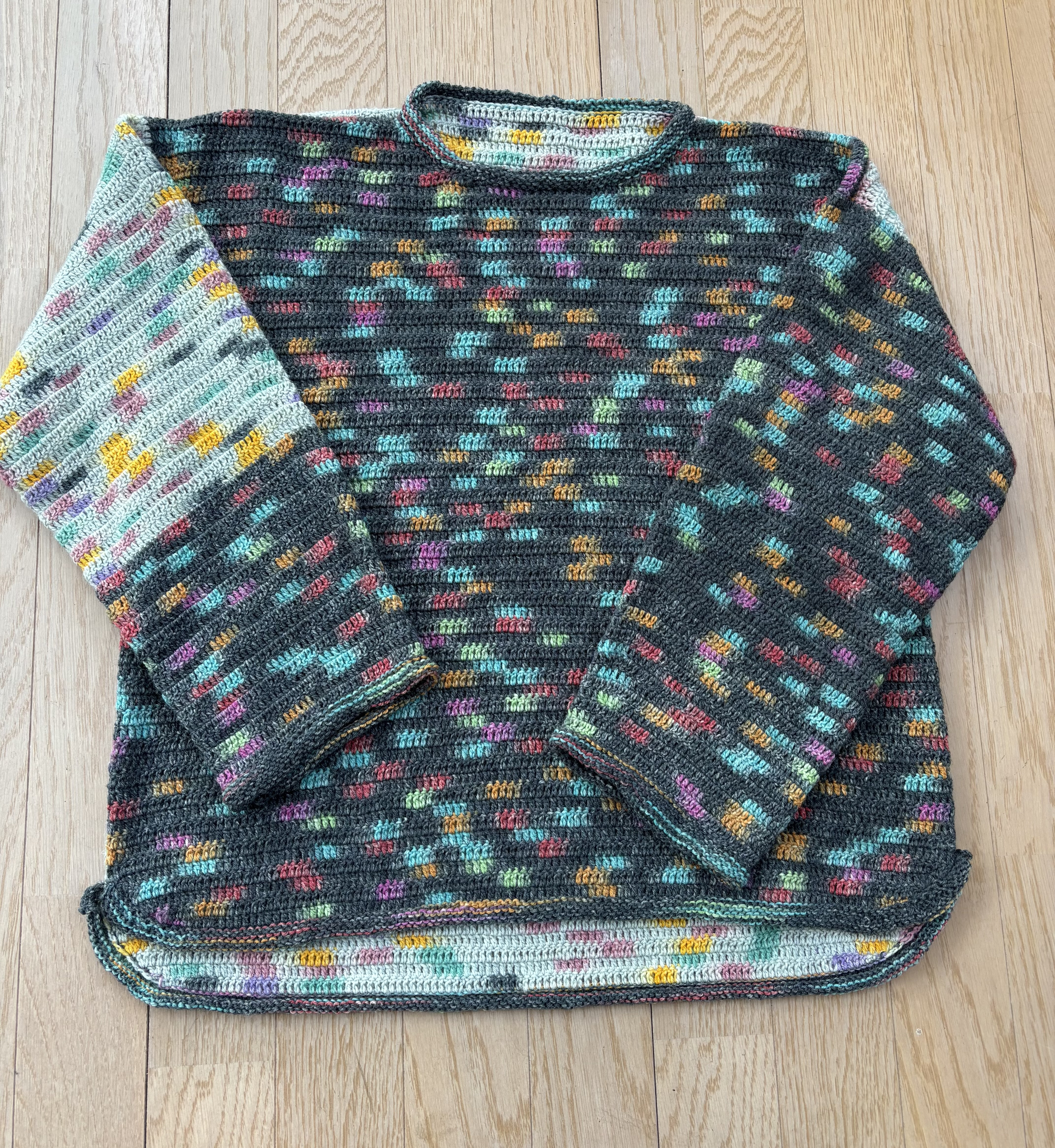 オパール毛糸を使った長編みのセーター