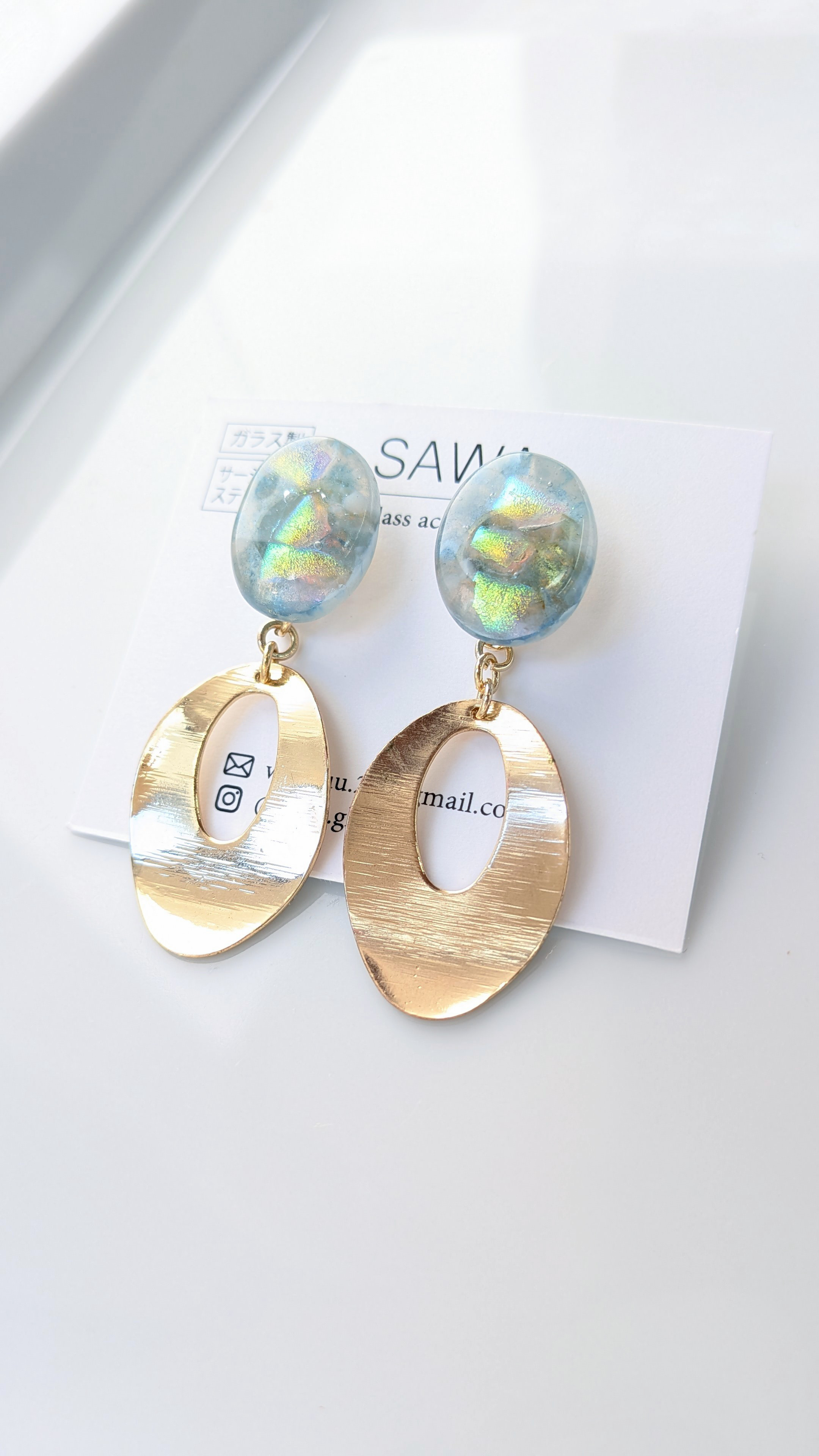 ディープグリーンパウダーガラスピアス　2wayタイプ